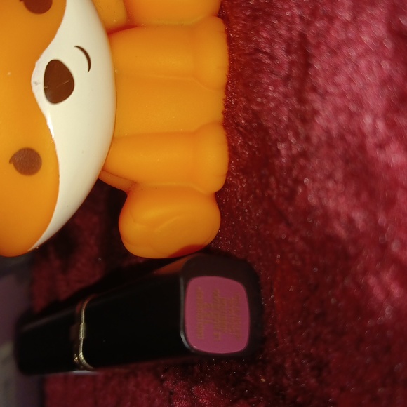 🆕️L'Oreal Paris Colour Riche Intense Volume Matte Lipstick Le Rosewood Ambition - Picture 5 of 7